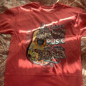 medium sized pink graphic tee